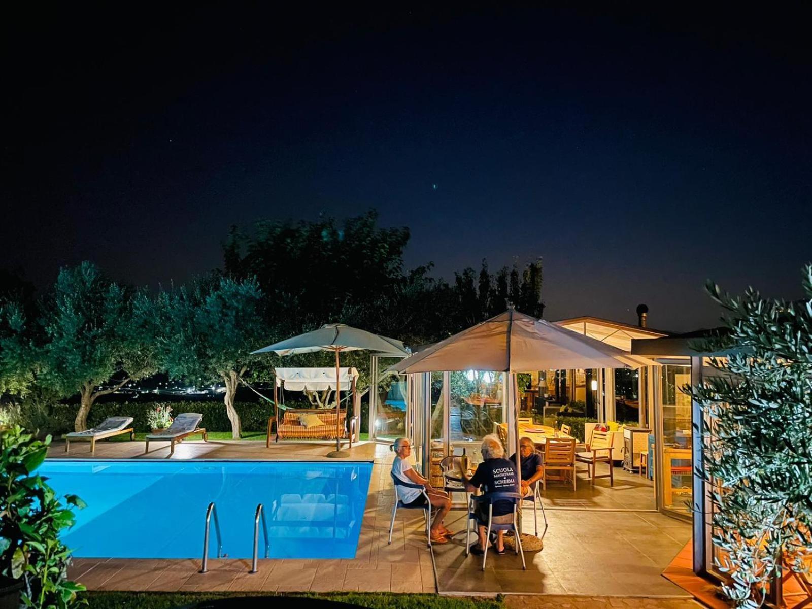 Villa Mandetta B&B Santo Stefano del Sole Exterior photo